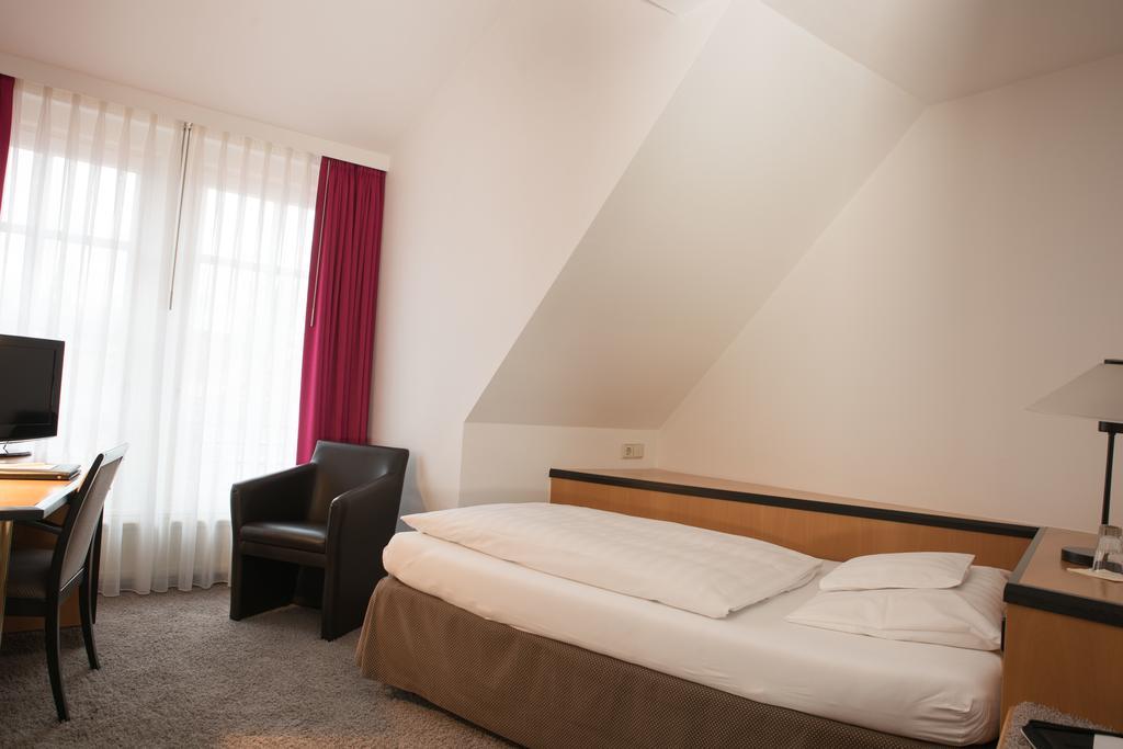 Hotel Schere Northeim Exterior foto